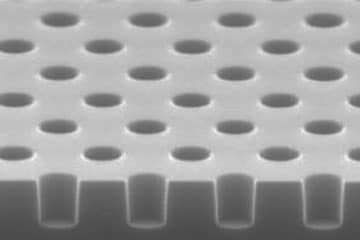 Nano-imprinted stencil-hole array 1 Nano-imprinted stencil-hole array 1